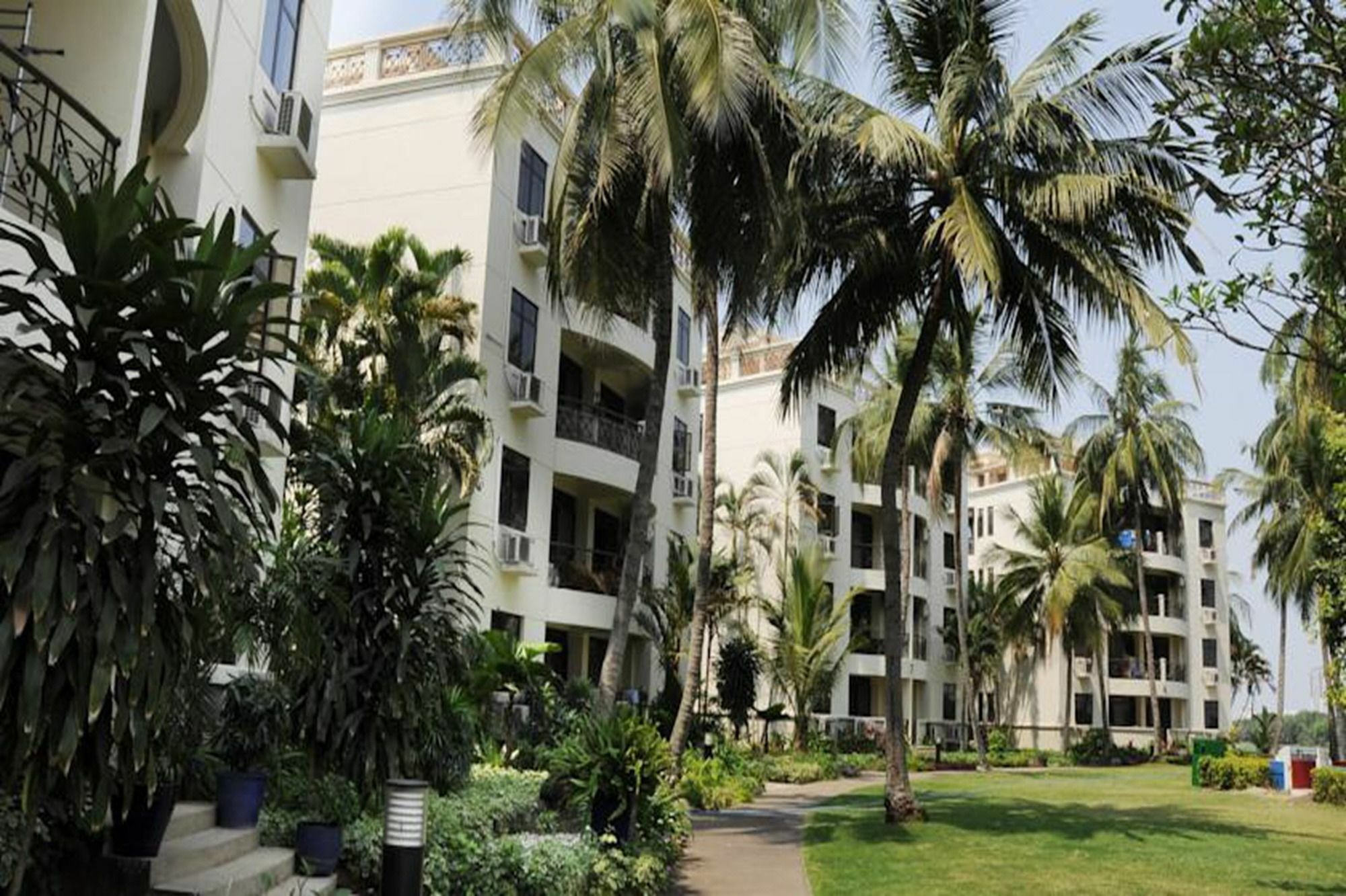 Riverside Serviced Apartments Thành Pho Ho Chí Minh Esterno foto
